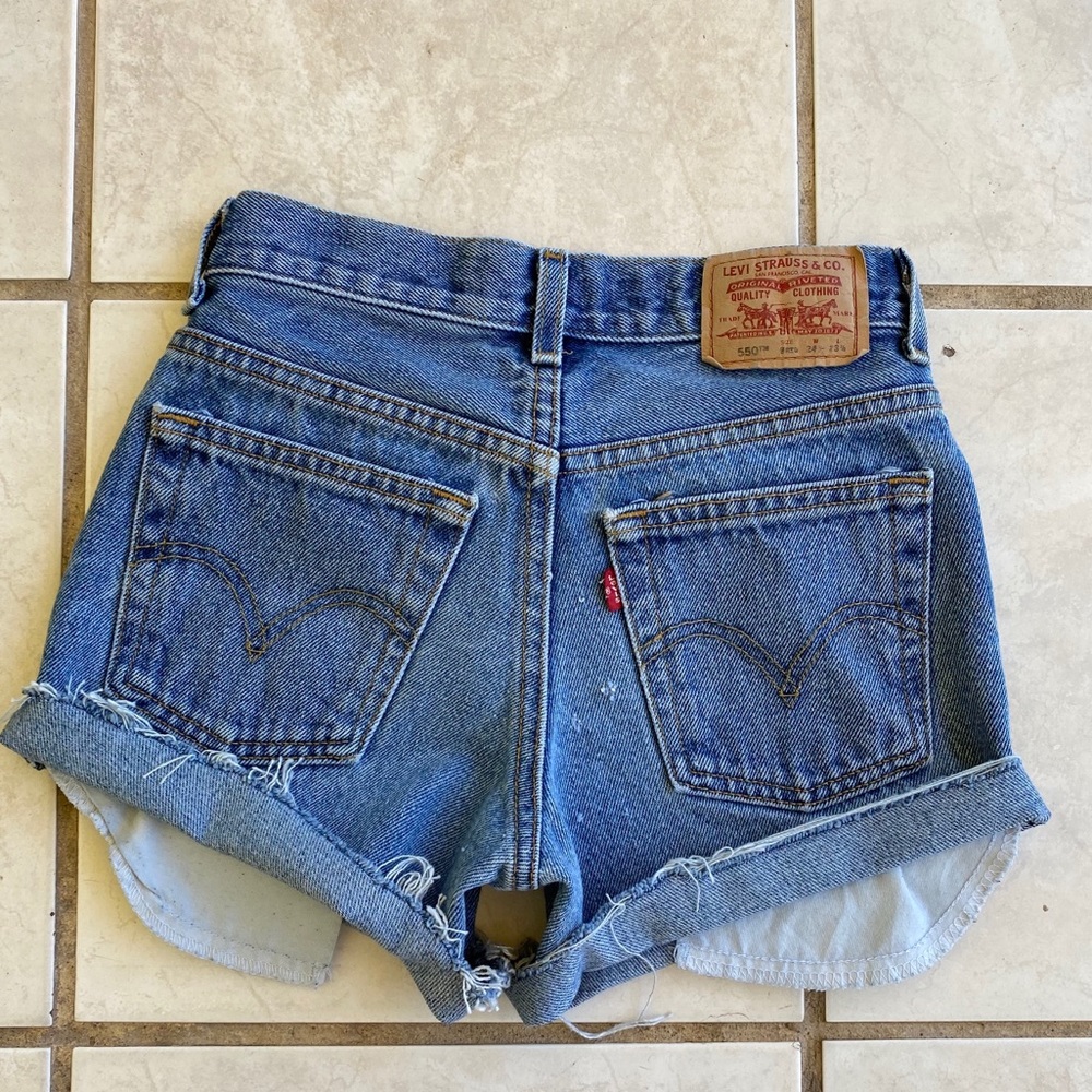 vintage Levi’s high waisted cut off shorts